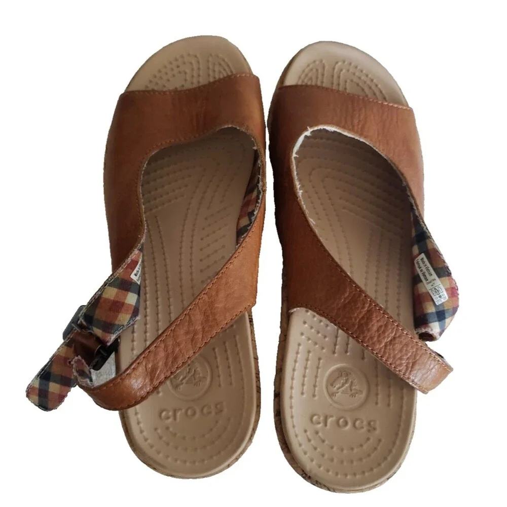 Crocs A-Leigh Brown Leather Slingback Peep Toe Cork Wedge Women's Size 7 Sandals
